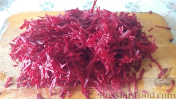 Постный борщ с пекинской капустой, фасолью и черносливом