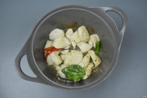 Том кха