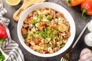 Жареный рис с морепродуктами Жареный рис с морепродуктами