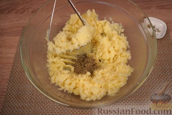 Картофельные котлеты с сыром и зеленью