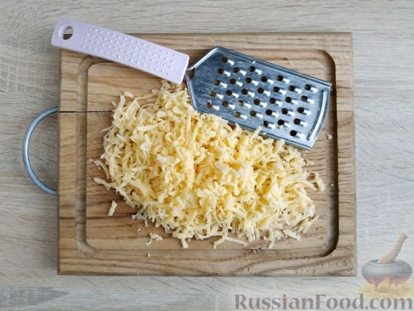 Запеканка с куриным фаршем, помидорами и сыром