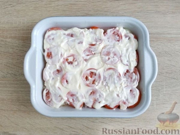 Запеканка с куриным фаршем, помидорами и сыром