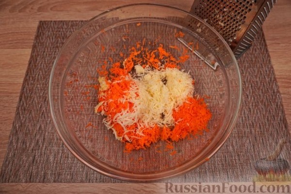 Оладьи из консервированного тунца и моркови Оладьи из консервированного тунца и моркови