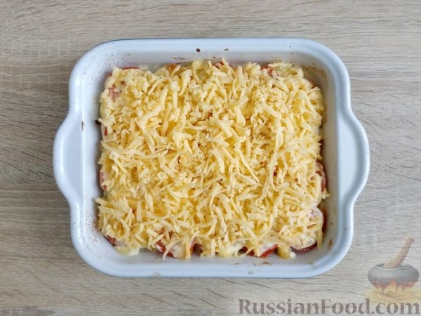 Запеканка с куриным фаршем, помидорами и сыром