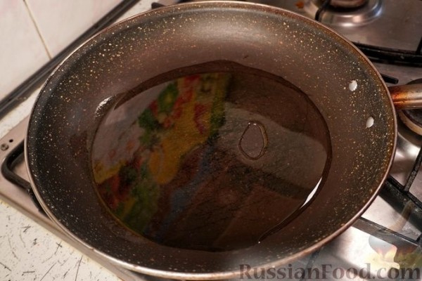 Оладьи из консервированного тунца и моркови Оладьи из консервированного тунца и моркови