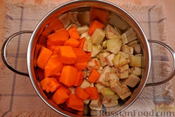 Суп-пюре из баклажанов и тыквы