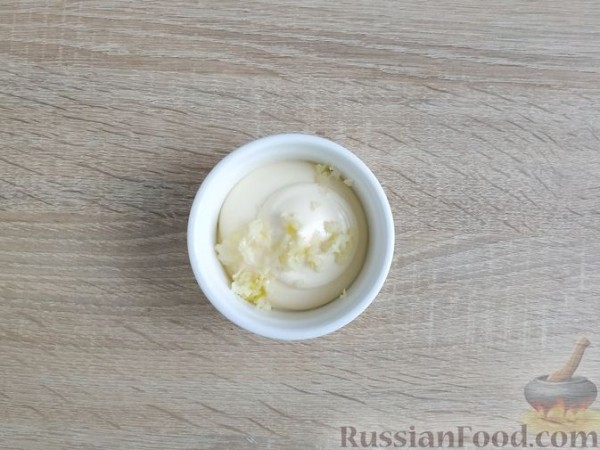 Запеканка с куриным фаршем, помидорами и сыром