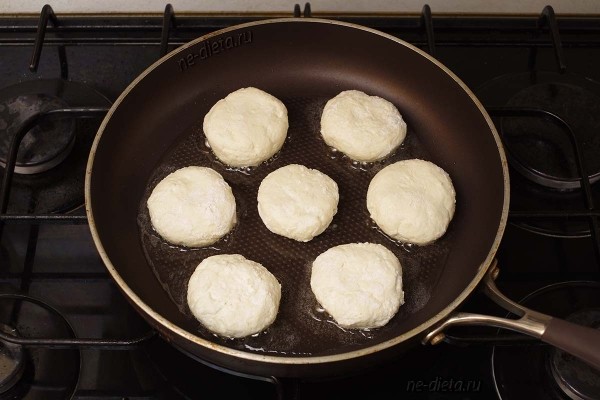Самые вкусные сырники — рецепт с творожным сыром