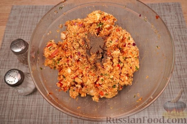Кабачки, фаршированные творогом, брынзой и сладким перцем Кабачки, фаршированные творогом, брынзой и сладким перцем
