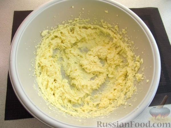 Пирог со сгущенным молоком