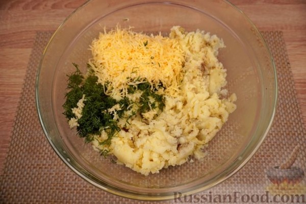Картофельные котлеты с сыром и зеленью