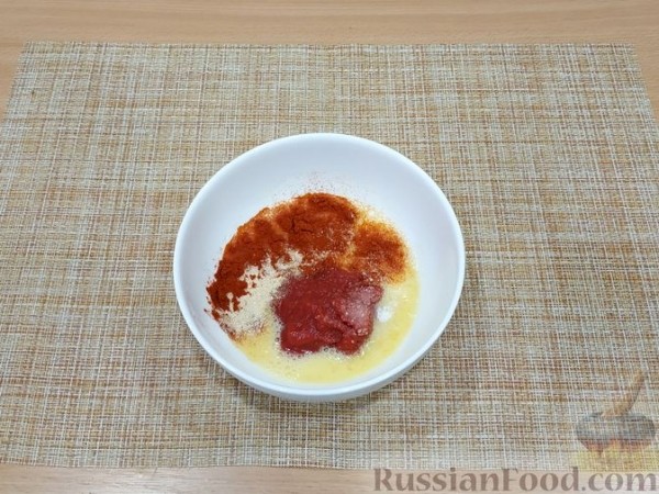 Отбивные из куриного филе в томатном кляре