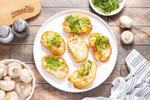 Брускетта с грибами