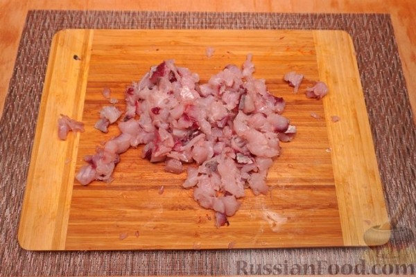 Голубцы с рыбой, картофелем и квашеной капустой (в духовке) Голубцы с рыбой, картофелем и квашеной капустой (в духовке)