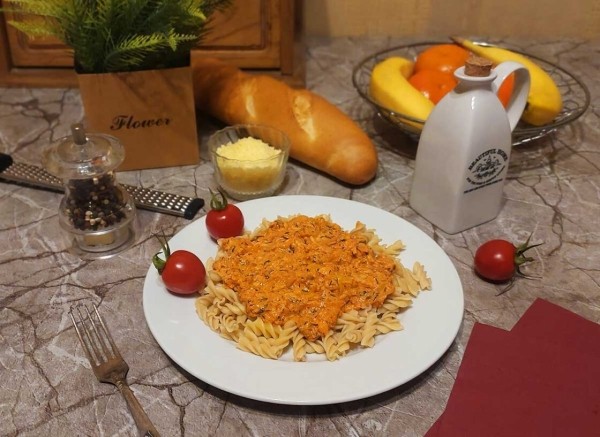 Паста с консервированным лососем Паста с консервированным лососем