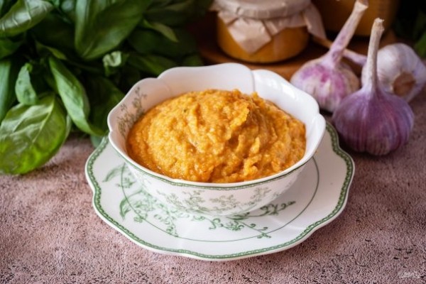 Икра кабачковая с чесноком
