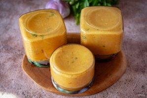 Икра кабачковая с чесноком