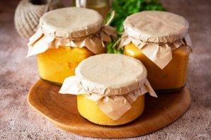 Икра кабачковая с чесноком