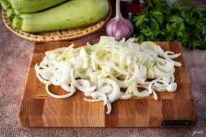 Икра кабачковая с чесноком