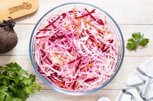 Капуста, квашенная со свеклой