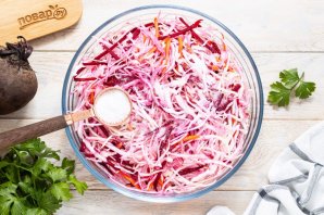 Капуста, квашенная со свеклой