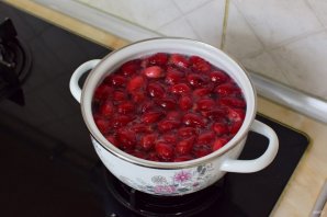 Компот из кизила на зиму Компот из кизила на зиму