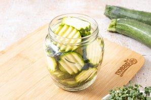 Маринованные цукини