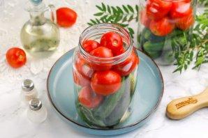 Помидоры с огурцами (закатки) Помидоры с огурцами (закатки)