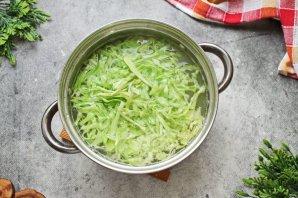 Щи с курицей
