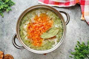 Щи с курицей
