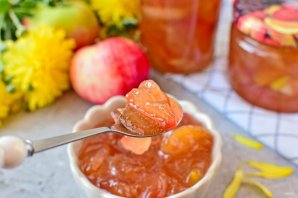 Варенье из яблок Варенье из яблок