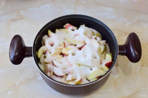 Варенье из яблок Варенье из яблок