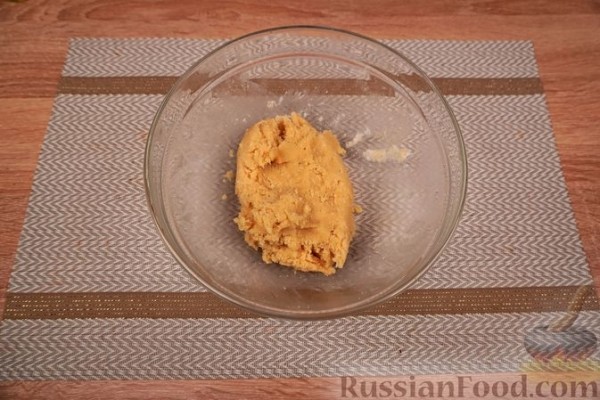 Блины на миндальном молоке с марципановой начинкой