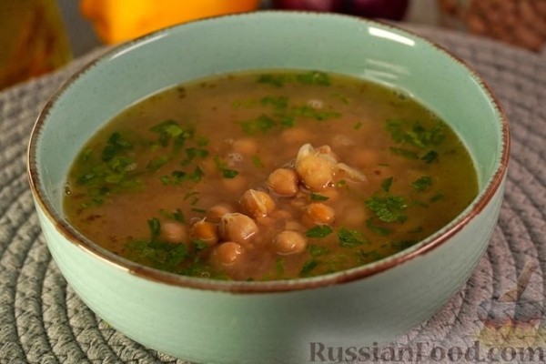 Греческий нутовый суп с лимоном