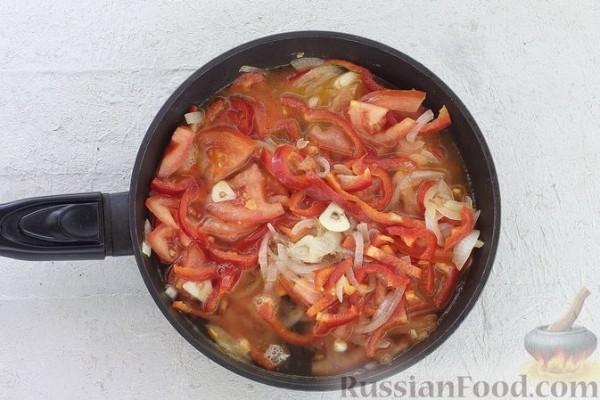 Запеканка из макарон с курицей и овощами