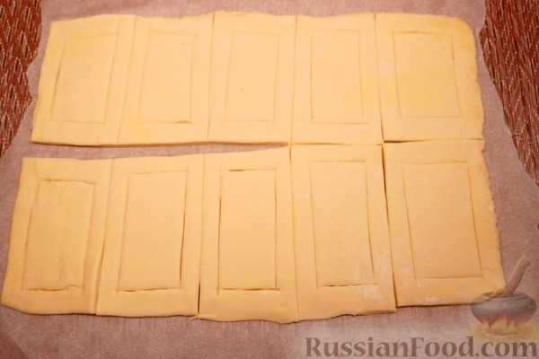 Волованы со свеклой и сельдью