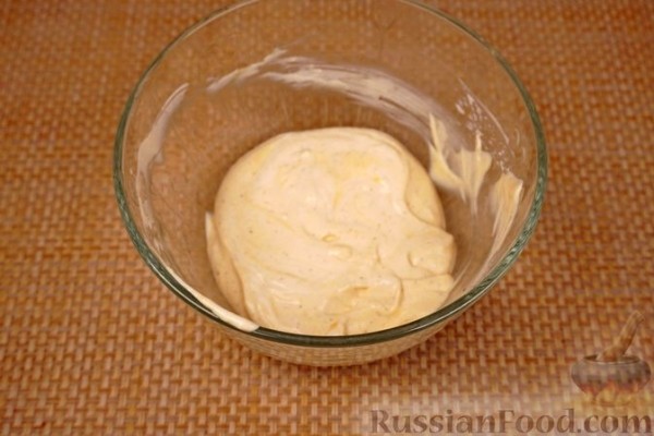 Картофельный салат с майонезно-сметанным соусом