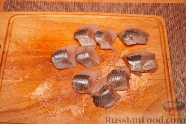 Волованы со свеклой и сельдью