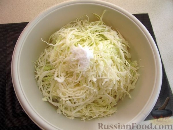 Запеканка из капусты, с фаршем, рисом и сыром