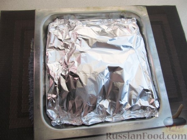 Салат из печёной свёклы, моркови и лука