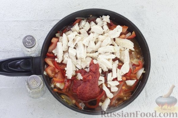 Запеканка из макарон с курицей и овощами