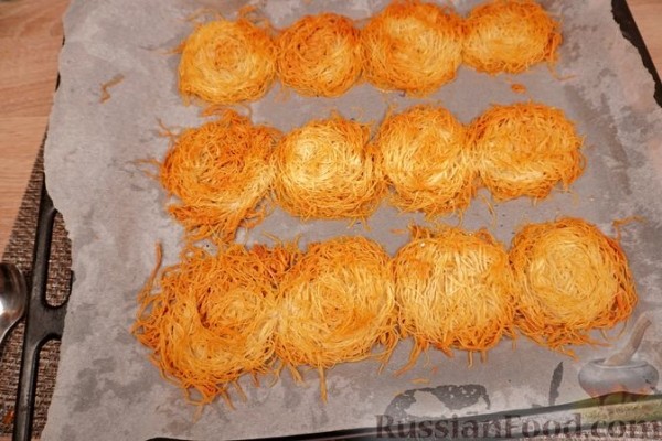 Гнёзда из теста кадаиф с фундучным пралине