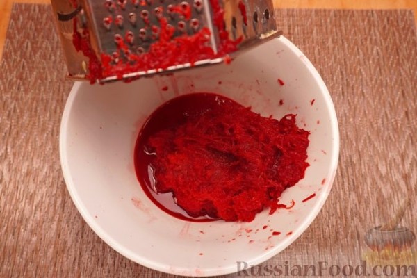 Волованы со свеклой и сельдью