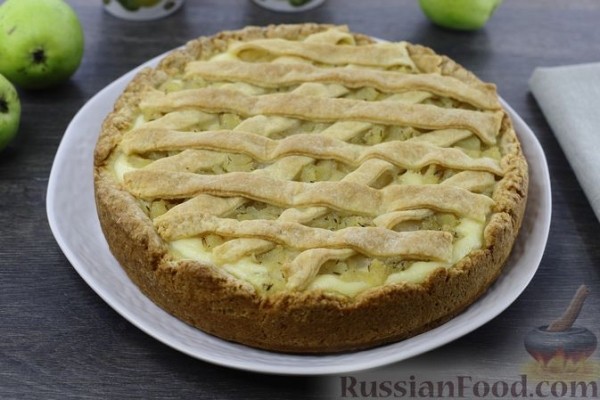Пирог "Осенний" с грушами и творогом