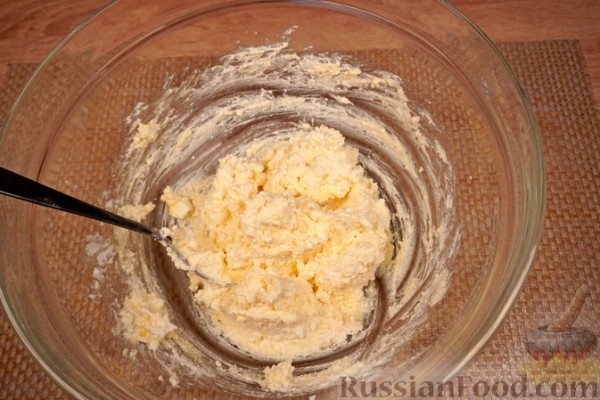 Открытый песочный пирог с рикоттой и грушей