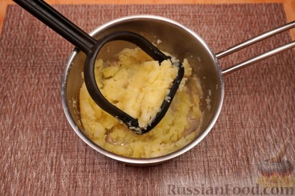 Голубцы с рыбой, картофелем и квашеной капустой (в духовке)