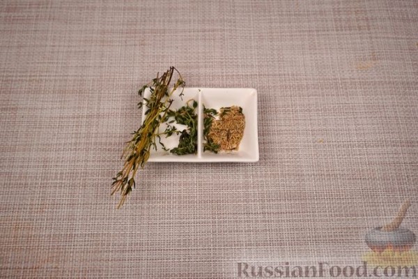 Запеканка из поленты с креветками и беконом