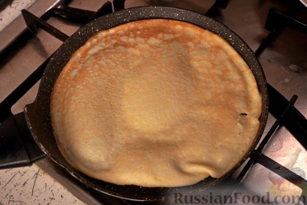 Блины на миндальном молоке с марципановой начинкой