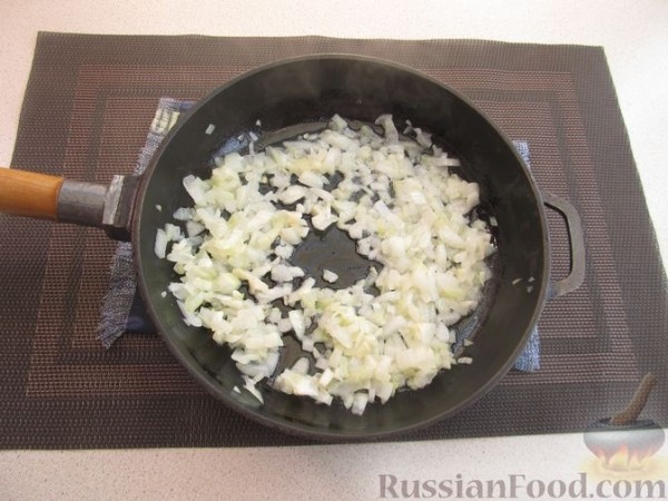 Запеканка из капусты, с фаршем, рисом и сыром