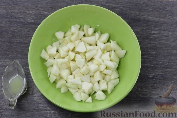 Пирог "Осенний" с грушами и творогом